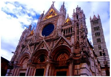 The Duomo of Siena
(31285 bytes)